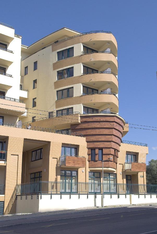 Tisza Palota Apartmanok セゲド エクステリア 写真